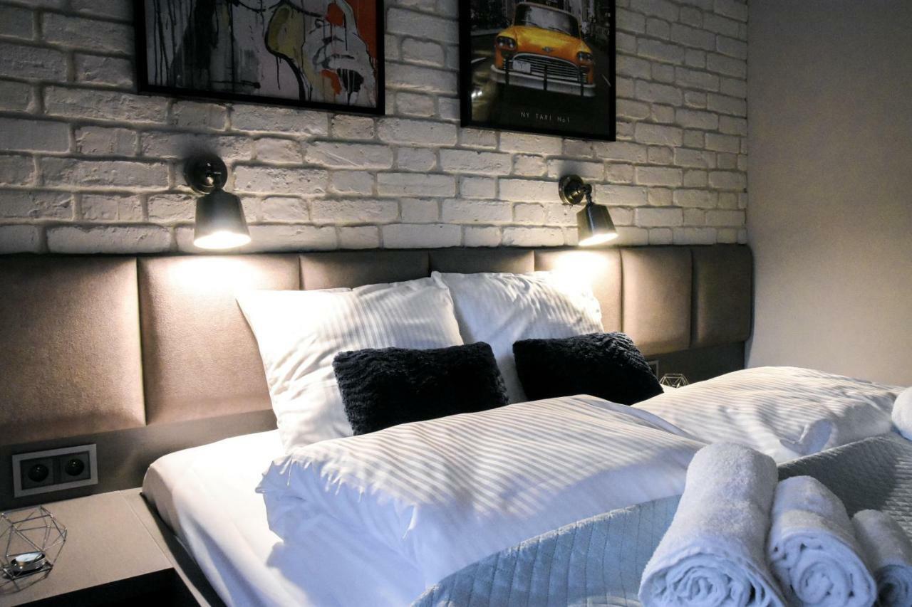 Your Private 5-Star Home In Katowice # 5-Minute Walk To Spodek, 10 Minutes To City Center Exterior foto